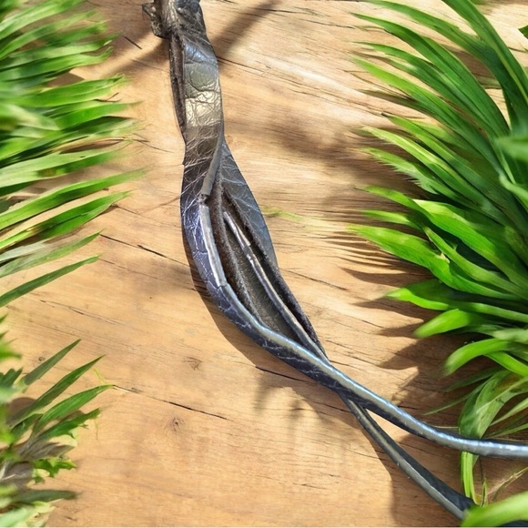 JUICY COUTURE Black Crossbody Bag w/ Gold-Tone Details - Picture 10 of 15